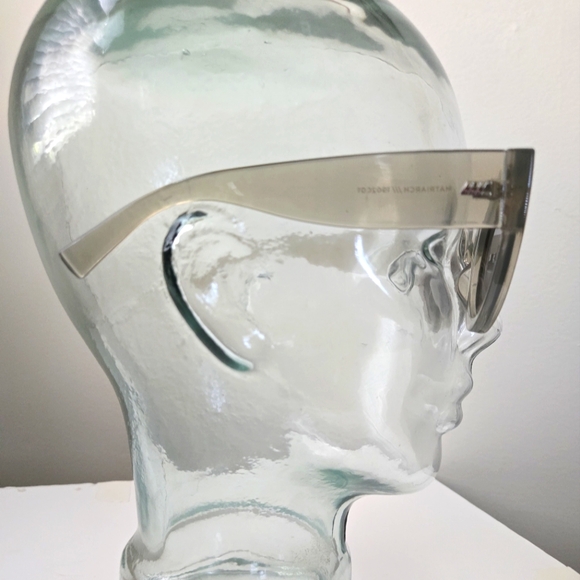 Le Specs Matriarch Sunglasses (Matcha) - Picture 10 of 11